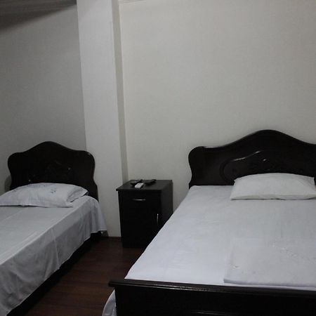 Hotel Peria Batum Oda fotoğraf